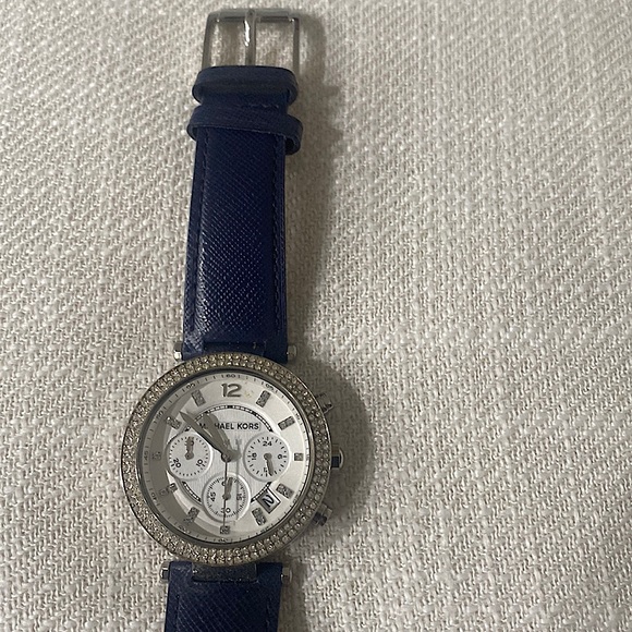 Michael Kors Accessories - RARE/AUTHENTIC Michael Kors leather watch DIAMOND
